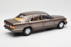 Mercedes 560 SEL W126 Impala Καφέ Dealer Edition Norev 1:18 B66040646 Μέταλλο - εικόνα 3 από 8