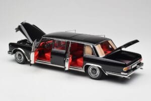 Mercedes 600 Pullman W100 Μαύρο NZG 1:18 1071/50 Μέταλλο - εικόνα 5 από 8
