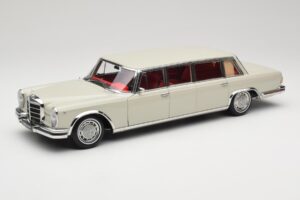 Mercedes 600 Pullman W100 Ανοιχτό Γκρι NZG 1:18 B66040708 Μέταλλο