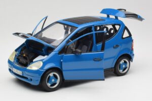 Mercedes A-Class W168 Ανοιχτό Μπλε Maisto 1:18 37800-M5 Μέταλλο - εικόνα 2 από 8