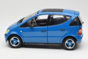 Mercedes A-Class W168 Ανοιχτό Μπλε Maisto 1:18 37800-M5 Μέταλλο - εικόνα 4 από 8