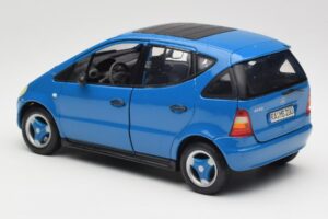 Mercedes A-Class W168 Ανοιχτό Μπλε Maisto 1:18 37800-M5 Μέταλλο - εικόνα 7 από 8