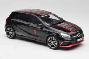 Mercedes A-Class W176 AMG Μαύρο Norev 1:18 183596 Μέταλλο - εικόνα 6 από 8
