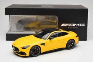 Mercedes AMG GT 43 C192 Turbo Sun Yellow NZG 1:18 B66960587 Μέταλλο - εικόνα 8 από 8