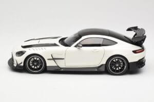 Mercedes AMG GT C190 Black Series Diamond White Metallic Minichamps 1:18 110032020 Μέταλλο - εικόνα 4 από 8