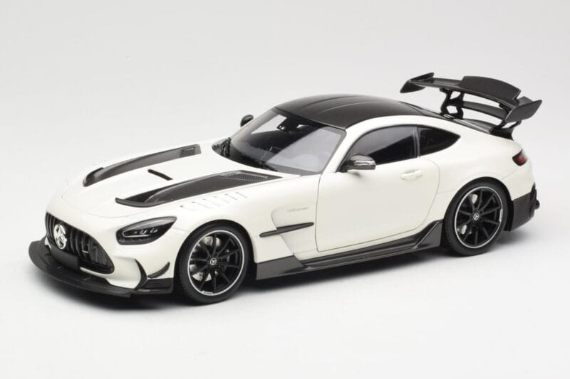 Mercedes AMG GT C190 Black Series Diamond White Metallic Minichamps 1:18 110032020 Μέταλλο