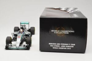 Mercedes AMG Petronas W06 Hybrid #44 L. Hamilton F1 World Champion 2015 Minichamps 1:18 186150044 Μέταλλο - εικόνα 6 από 6