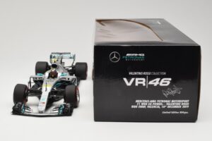 Mercedes AMG Petronas W08 V. Rossi Ride Swap Valencia December 2019 Minichamps 1:18 110191746 Μέταλλο - εικόνα 6 από 6
