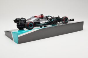 Mercedes AMG Petronas W12 E Performance #44 L. Hamilton Bahrain GP 2021 Minichamps 1:18 113210144 Μέταλλο - εικόνα 3 από 6