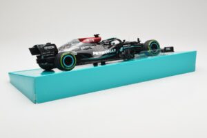 Mercedes AMG Petronas W12 E Performance #44 L. Hamilton Russian GP 2021 Minichamps 1:18 113211544 Μέταλλο - εικόνα 3 από 6