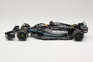 Mercedes AMG Petronas W14 E Performance #44 L. Hamilton Bahrain GP 2023 Minichamps 1:18 110230144 Μέταλλο - εικόνα 3 από 6
