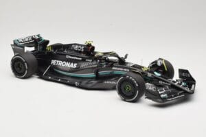 Mercedes AMG Petronas W14 E Performance #44 L. Hamilton Bahrain GP 2023 Minichamps 1:18 110230144 Μέταλλο - εικόνα 4 από 6