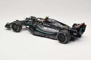 Mercedes AMG Petronas W14 E Performance #44 L. Hamilton Bahrain GP 2023 Minichamps 1:18 110230144 Μέταλλο - εικόνα 5 από 6