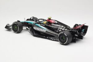 Mercedes AMG Petronas W15 E Performance #44 L. Hamilton 2024 Minichamps 1:18 110240144 Μέταλλο - εικόνα 3 από 6