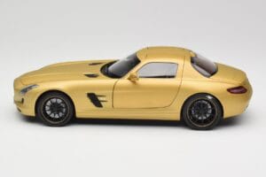 Mercedes AMG SLS C197 Χρυσό Minichamps 1:18 100039024 Μέταλλο - εικόνα 4 από 8