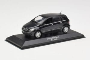 Mercedes B-Class W245 Cosmos Black Minichamps 1:43 B66962218 Μέταλλο - εικόνα 2 από 4