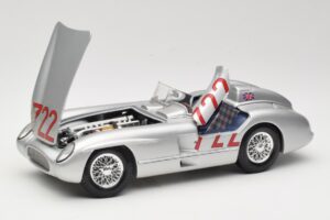 Mercedes 300 SLR W196S #722 S. Moss / D. Jenkinson Mille Miglia Winner 1955 Maisto 1:18 536887 Μέταλλο - εικόνα 2 από 8