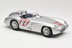 Mercedes 300 SLR W196S #722 S. Moss / D. Jenkinson Mille Miglia Winner 1955 Maisto 1:18 536887 Μέταλλο - εικόνα 6 από 8
