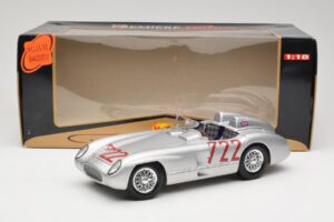 Mercedes 300 SLR W196S #722 S. Moss / D. Jenkinson Mille Miglia Winner 1955 Maisto 1:18 536887 Μέταλλο - εικόνα 8 από 8