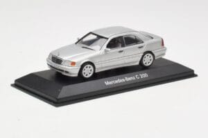 Mercedes C 200 W202 Iridium Silver Minichamps 1:43 B66040488 Μέταλλο - εικόνα 2 από 4