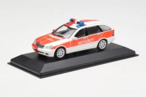 Mercedes C-Class S203 Notarzt Minichamps 1:43 430030190 Μέταλλο - εικόνα 2 από 4
