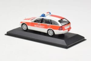 Mercedes C-Class S203 Notarzt Minichamps 1:43 430030190 Μέταλλο - εικόνα 3 από 4