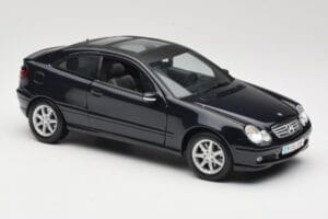 Mercedes C-Class Sports Coupe CL203 Μπλε Maisto 1:18 B66962124 Μέταλλο - εικόνα 6 από 8