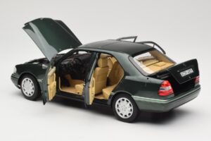 Mercedes C-Class W202 Malachite Green Norev 1:18 183372 Μέταλλο - εικόνα 3 από 8