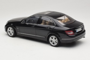 Mercedes C-Class W204 Obsidian Black AUTOart 1:18 B66962367 Μέταλλο - εικόνα 7 από 8