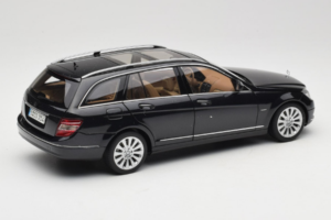 Mercedes C-Class W204 Estate Obsidian Black AUTOart 1:18 B66962349 Μέταλλο - εικόνα 3 από 8