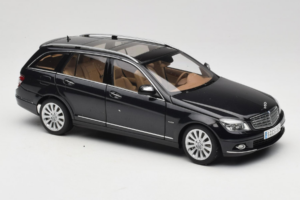 Mercedes C-Class W204 Estate Obsidian Black AUTOart 1:18 B66962349 Μέταλλο - εικόνα 6 από 8