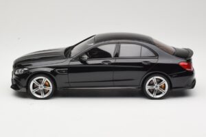 Mercedes C-Class W205 Brabus 650 Μαύρο GT Spirit 1:18 GT132 Ρητίνη - εικόνα 3 από 6