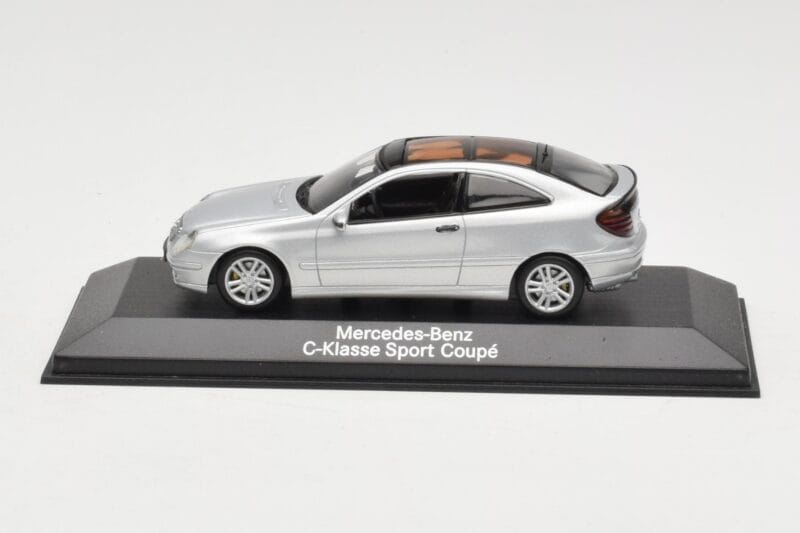 Mercedes C-Class W203 Sport Coupe Ασημί Minichamps 1:43 Mercedes C-Class W203 Sport Coupe Ασημί Minichamps 1:43 B66961916 Μέταλλο