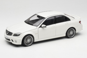 Mercedes AMG C63 W204 Λευκό AUTOart 1:18 72674-R1 Μέταλλο