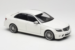 Mercedes AMG C63 W204 Λευκό AUTOart 1:18 72674-R1 Μέταλλο - εικόνα 6 από 8