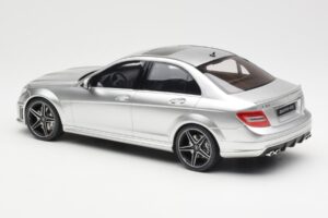 Mercedes C63 AMG W204 Ασημί GT Spirit 1:18 GT462 Ρητίνη - εικόνα 5 από 6