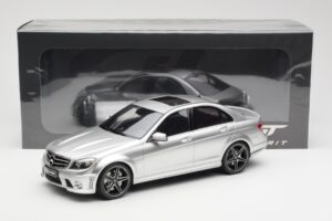 Mercedes C63 AMG W204 Ασημί GT Spirit 1:18 GT462 Ρητίνη - εικόνα 6 από 6