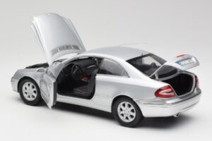 Mercedes CLK 500 C209 Ασημί Kyosho 1:18 B66962144 Μέταλλο - εικόνα 5 από 8