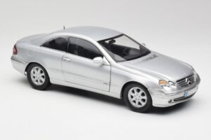 Mercedes CLK 500 C209 Ασημί Kyosho 1:18 B66962144 Μέταλλο - εικόνα 6 από 8