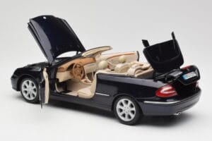 Mercedes CLK 500 W209 Καμπριολέ Σκούρο Μπλε Μεταλλικό Kyosho 1:18 B66962174 Μέταλλο - εικόνα 6 από 9