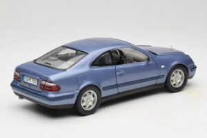 Mercedes CLK C208 Μωβ Anson 1:18 30330 Μέταλλο - εικόνα 3 από 8