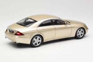 Mercedes CLS C219 Ανοιχτό Μπεζ Χρυσό Kyosho 1:18 08401LBE Μέταλλο - εικόνα 3 από 8