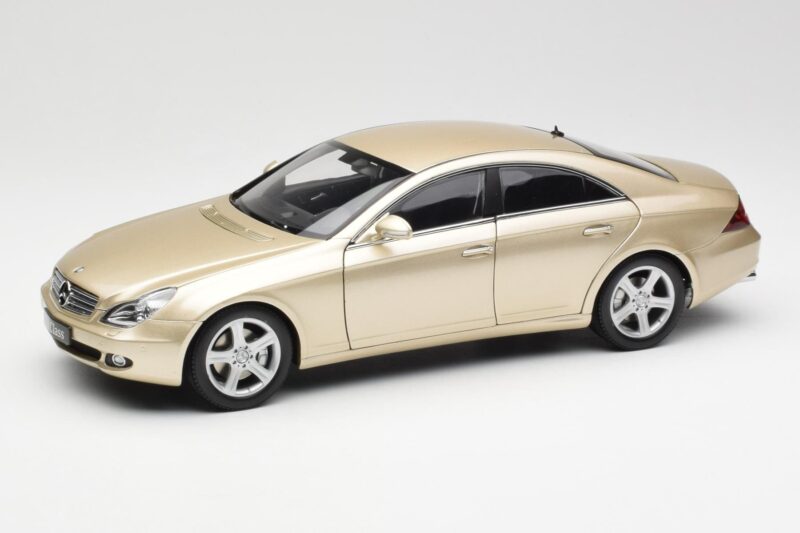 Mercedes CLS C219 Ανοιχτό Μπεζ Χρυσό Kyosho 1:18 08401LBE Μέταλλο