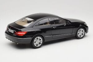 Mercedes E-Class Coupe C207 Obsidian Black Metallic Norev 1:18 B66962418 Μέταλλο - εικόνα 3 από 8