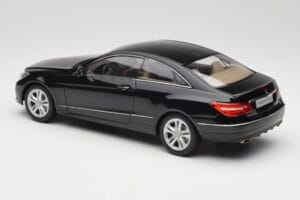Mercedes E-Class Coupe C207 Obsidian Black Metallic Norev 1:18 B66962418 Μέταλλο - εικόνα 7 από 8