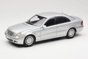 Mercedes E-Class W211 Ασημί Kyosho 1:18 B66962146 Μέταλλο