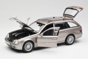 Mercedes E320 CDI W210 Estate Cubanite Ασημί Kyosho 1:18 B66962188 Μέταλλο - εικόνα 2 από 8