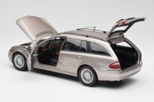 Mercedes E320 CDI W210 Estate Cubanite Ασημί Kyosho 1:18 B66962188 Μέταλλο - εικόνα 5 από 8