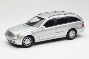 Mercedes E320 T-Modell S210 Elegance Ασημί Kyosho 1:18 B66962166 Μέταλλο