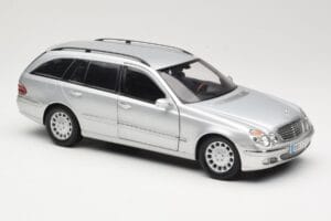 Mercedes E320 T-Modell S210 Elegance Ασημί Kyosho 1:18 B66962166 Μέταλλο - εικόνα 6 από 8